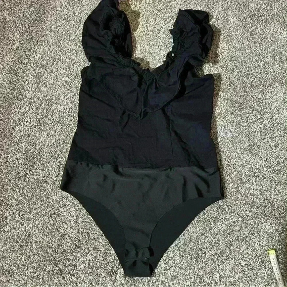 Zara Tops - Zara Ruffled Bodysuit, Women's Size S, Black